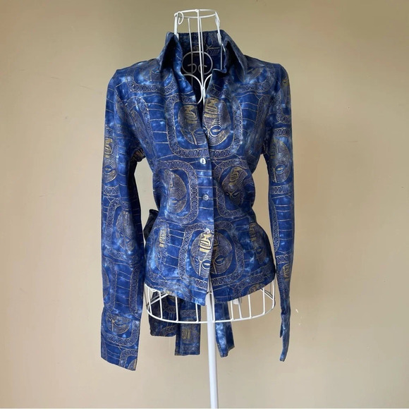 Custom made button up open back shirt with print blue size XS/S - Picture 1 of 6